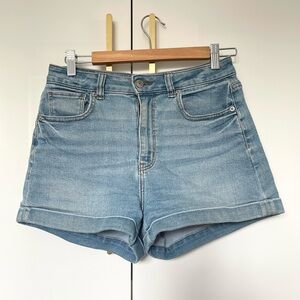 American Eagle Outfitters mom shorts small